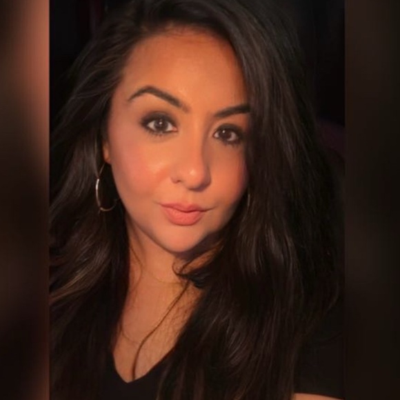 Meet your Posher, Sunny - Picture 1 of 1